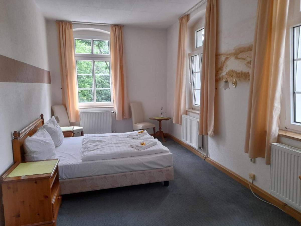 Hotel Am Kreischaer Park Kültér fotó