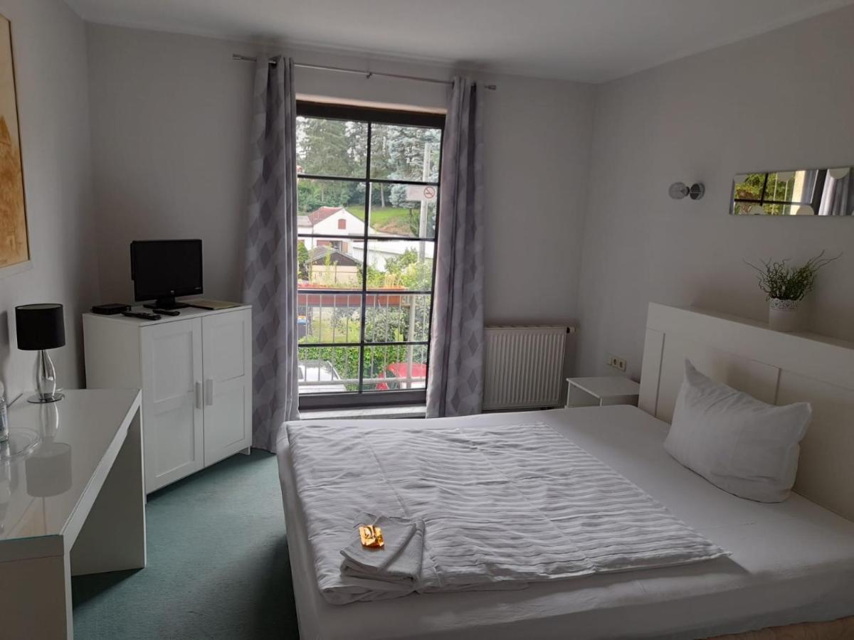 Hotel Am Kreischaer Park Kültér fotó